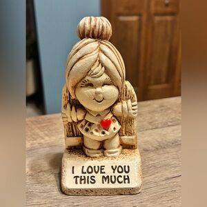 Vintage “I LOVE YOU THIS MUCH” Paula 1972 Figurine